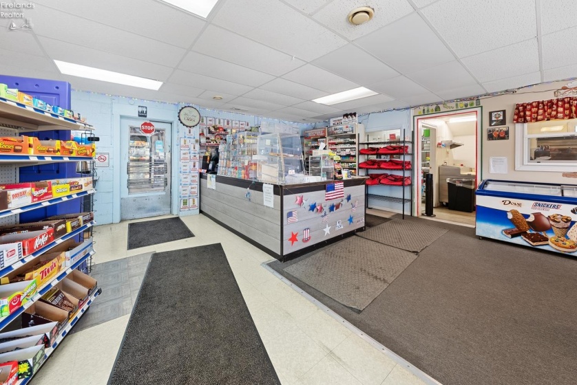 7697 harbor Road, Lakeside, 43440, ,Commercial,For Sale,harbor,20263655