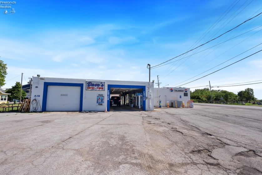 7697 harbor Road, Lakeside, 43440, ,Commercial,For Sale,harbor,20263655