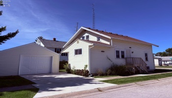 227 6th Street, Port Clinton, 43452, 3 Bedroom Bedrooms, ,2 BathroomBathrooms,Residential,For Sale,6th Street,20263674
