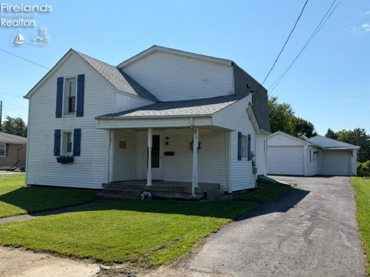 222 Bertha Avenue, Clyde, 43410, 3 Bedroom Bedrooms, ,2 BathroomBathrooms,Residential,For Sale,Bertha,20263491