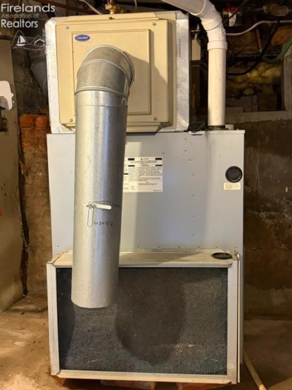 222 Bertha Avenue, Clyde, 43410, 3 Bedroom Bedrooms, ,2 BathroomBathrooms,Residential,For Sale,Bertha,20263491
