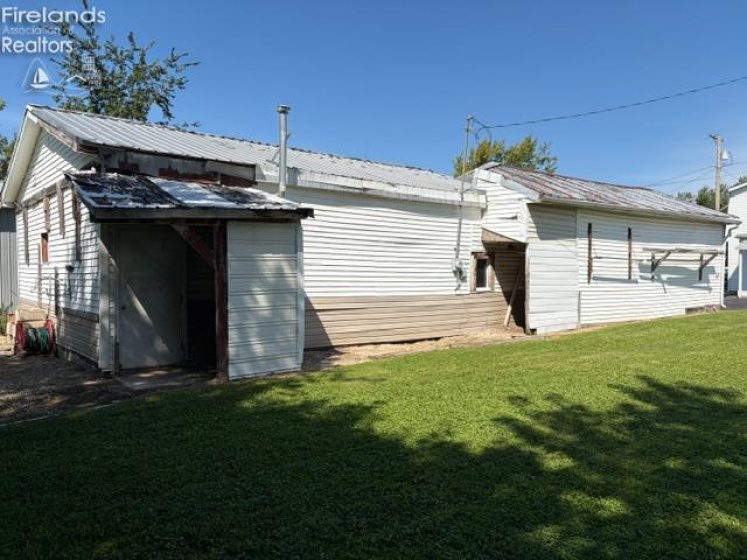 222 Bertha Avenue, Clyde, 43410, 3 Bedroom Bedrooms, ,2 BathroomBathrooms,Residential,For Sale,Bertha,20263491