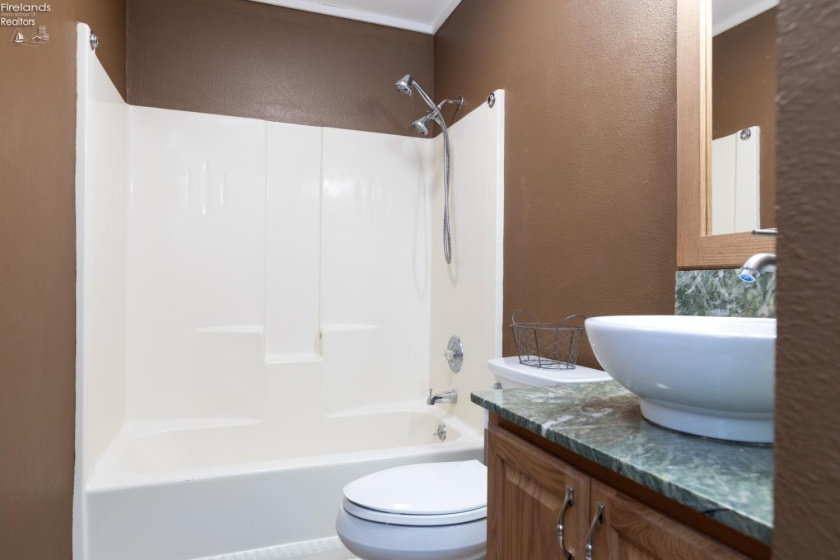 15 Duchess Court, Tiffin, 44883, 4 Bedroom Bedrooms, ,2 BathroomBathrooms,Residential,For Sale,Duchess,20263687