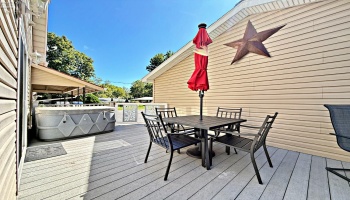 387 Market St, Tiffin, 44883, 3 Bedroom Bedrooms, ,2 BathroomBathrooms,Residential,For Sale,Market St,20263658 387 Market St, Tiffin, 44883, 3 Bedroom Bedrooms, ,2 BathroomBathrooms,Residential,For Sale,Market St,20263658