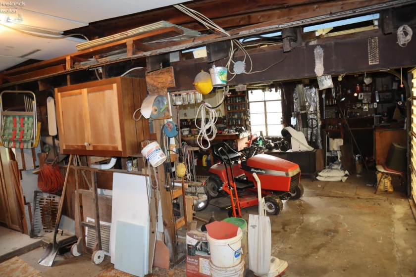 9301 River Road, Huron, 44839, 1 Bedroom Bedrooms, ,1 BathroomBathrooms,Residential,For Sale,River,20263635