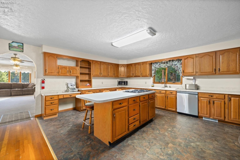 52493 State Route 113, Wakeman, 44889, 3 Bedroom Bedrooms, ,3 BathroomBathrooms,Residential,For Sale,State Route 113,20263678