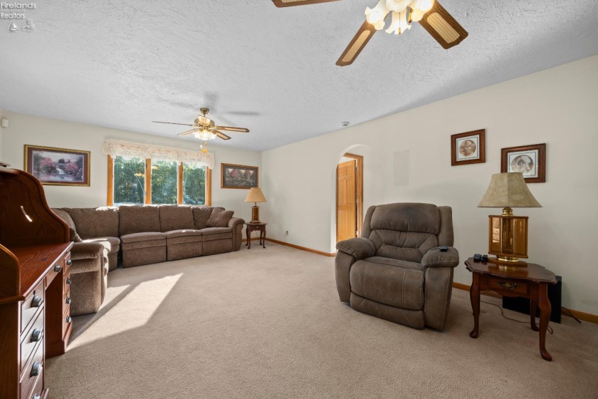 52493 State Route 113, Wakeman, 44889, 3 Bedroom Bedrooms, ,3 BathroomBathrooms,Residential,For Sale,State Route 113,20263678