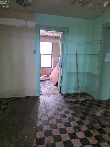 237 Washington Row, Sandusky, 44870, ,Commercial,For Sale,Washington Row,20263670
