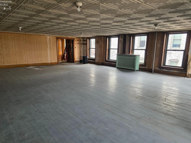 237 Washington Row, Sandusky, 44870, ,Commercial,For Sale,Washington Row,20263670