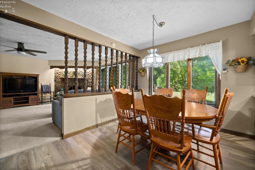 231 New State Road, Norwalk, 44857, 3 Bedroom Bedrooms, ,3 BathroomBathrooms,Residential,For Sale,New State,20263649