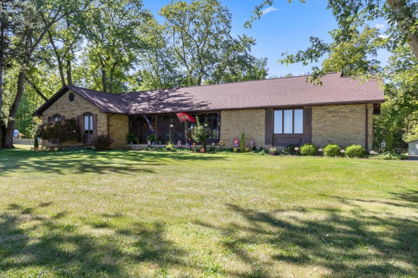 231 New State Road, Norwalk, 44857, 3 Bedroom Bedrooms, ,3 BathroomBathrooms,Residential,For Sale,New State,20263649