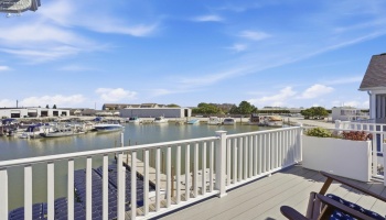 545 Lakeshore Drive, Port Clinton, 43452, 2 Bedroom Bedrooms, ,2 BathroomBathrooms,Residential,For Sale,Lakeshore,20263704