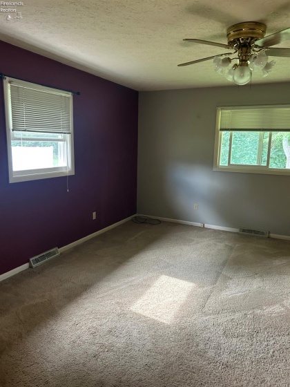 319 Bell Avenue, Sandusky, 44870, 3 Bedroom Bedrooms, ,2 BathroomBathrooms,Residential,For Sale,Bell,20263714