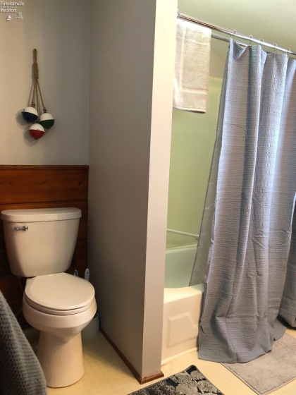 117 Woodside Avenue, Huron, 44839, 4 Bedroom Bedrooms, ,2 BathroomBathrooms,Residential For Lease,For Lease,Woodside,20263726