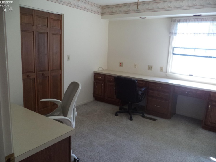 2431 Tiffin Road, Fremont, 43420, 3 Bedroom Bedrooms, ,3 BathroomBathrooms,Residential,For Sale,Tiffin,20263509