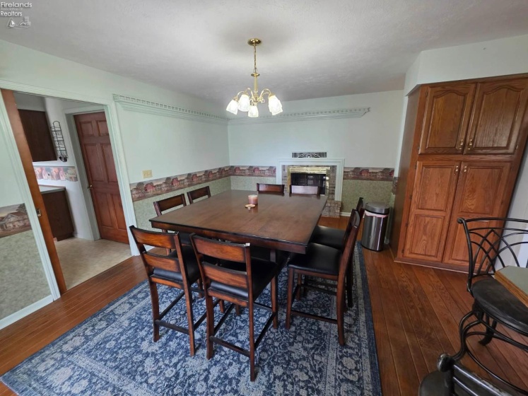 2431 Tiffin Road, Fremont, 43420, 3 Bedroom Bedrooms, ,3 BathroomBathrooms,Residential,For Sale,Tiffin,20263509
