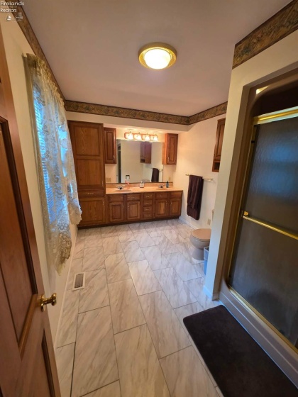 2431 Tiffin Road, Fremont, 43420, 3 Bedroom Bedrooms, ,3 BathroomBathrooms,Residential,For Sale,Tiffin,20263509