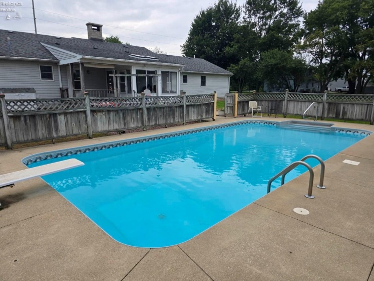 2431 Tiffin Road, Fremont, 43420, 3 Bedroom Bedrooms, ,3 BathroomBathrooms,Residential,For Sale,Tiffin,20263509