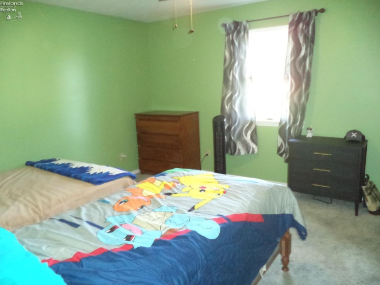 2431 Tiffin Road, Fremont, 43420, 3 Bedroom Bedrooms, ,3 BathroomBathrooms,Residential,For Sale,Tiffin,20263509