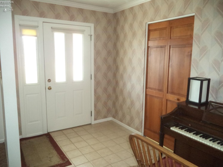 2431 Tiffin Road, Fremont, 43420, 3 Bedroom Bedrooms, ,3 BathroomBathrooms,Residential,For Sale,Tiffin,20263509