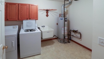 312 Glen, Elyria, 44035, 2 Bedroom Bedrooms, ,1 BathroomBathrooms,Residential,For Sale,Glen,20263728