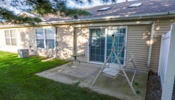 312 Glen, Elyria, 44035, 2 Bedroom Bedrooms, ,1 BathroomBathrooms,Residential,For Sale,Glen,20263728