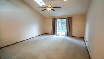 312 Glen, Elyria, 44035, 2 Bedroom Bedrooms, ,1 BathroomBathrooms,Residential,For Sale,Glen,20263728