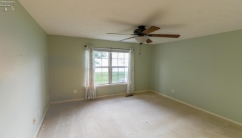 312 Glen, Elyria, 44035, 2 Bedroom Bedrooms, ,1 BathroomBathrooms,Residential,For Sale,Glen,20263728