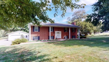 290 Willow Drive, Plymouth, 44865, 3 Bedroom Bedrooms, ,3 BathroomBathrooms,Residential,For Sale,Willow,20263682