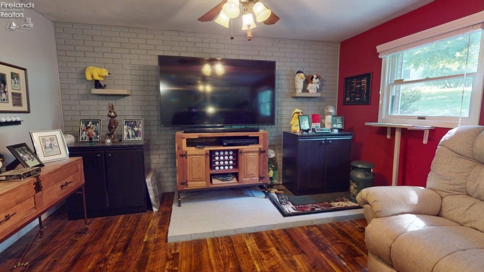 290 Willow Drive, Plymouth, 44865, 3 Bedroom Bedrooms, ,3 BathroomBathrooms,Residential,For Sale,Willow,20263682