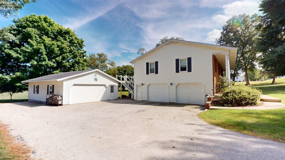 290 Willow Drive, Plymouth, 44865, 3 Bedroom Bedrooms, ,3 BathroomBathrooms,Residential,For Sale,Willow,20263682