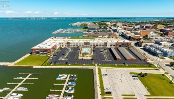 401 Shoreline Drive, Sandusky, 44870, 2 Bedroom Bedrooms, ,2 BathroomBathrooms,Residential,For Sale,Shoreline,20263673