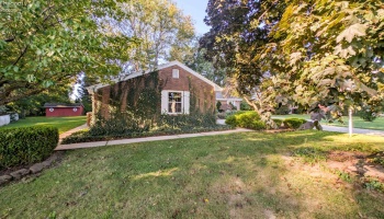 2010 Hull Road, Sandusky, 44870, ,3 BathroomBathrooms,Residential,For Sale,Hull,20263719