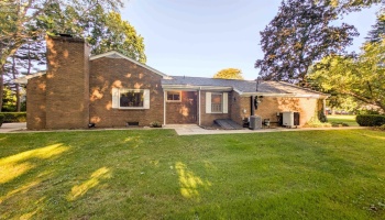 2010 Hull Road, Sandusky, 44870, ,3 BathroomBathrooms,Residential,For Sale,Hull,20263719