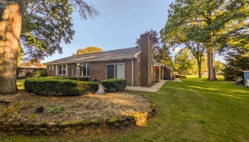 2010 Hull Road, Sandusky, 44870, ,3 BathroomBathrooms,Residential,For Sale,Hull,20263719