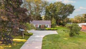 2010 Hull Road, Sandusky, 44870, ,3 BathroomBathrooms,Residential,For Sale,Hull,20263719