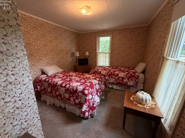 180 Main Street, New London, 44851, 5 Bedroom Bedrooms, ,2 BathroomBathrooms,Residential,For Sale,Main,20263733