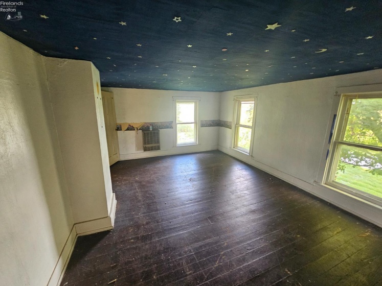 670 CR 260, Clyde, 43410, 4 Bedroom Bedrooms, ,1 BathroomBathrooms,Residential,For Sale,CR 260,20263707