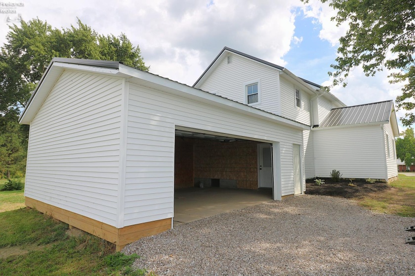 4624 State Route 162, New London, 44851, 4 Bedroom Bedrooms, ,3 BathroomBathrooms,Residential,For Sale,State Route 162,20263718