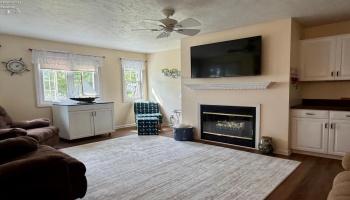 111 Lakeshore Drive, Kelleys Island, 43438, 2 Bedroom Bedrooms, ,2 BathroomBathrooms,Residential,For Sale,Lakeshore,20263724 111 Lakeshore Drive, Kelleys Island, 43438, 2 Bedroom Bedrooms, ,2 BathroomBathrooms,Residential,For Sale,Lakeshore,20263724