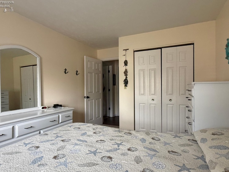 111 Lakeshore Drive, Kelleys Island, 43438, 2 Bedroom Bedrooms, ,2 BathroomBathrooms,Residential,For Sale,Lakeshore,20263724