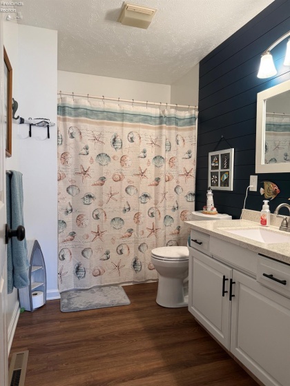111 Lakeshore Drive, Kelleys Island, 43438, 2 Bedroom Bedrooms, ,2 BathroomBathrooms,Residential,For Sale,Lakeshore,20263724