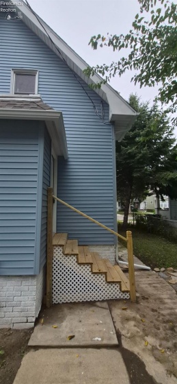4832 295th Street, Toledo, 43611, 3 Bedroom Bedrooms, ,2 BathroomBathrooms,Residential,For Sale,295th,20263743