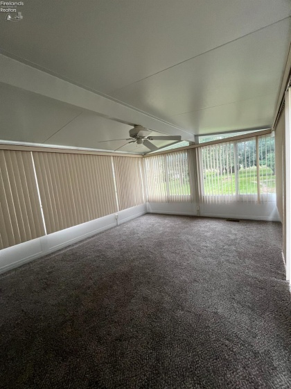 404 Maple Street, Clyde, 43410, 2 Bedroom Bedrooms, ,1 BathroomBathrooms,Residential,For Sale,Maple,20263752