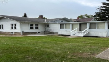 404 Maple Street, Clyde, 43410, 2 Bedroom Bedrooms, ,1 BathroomBathrooms,Residential,For Sale,Maple,20263752 404 Maple Street, Clyde, 43410, 2 Bedroom Bedrooms, ,1 BathroomBathrooms,Residential,For Sale,Maple,20263752