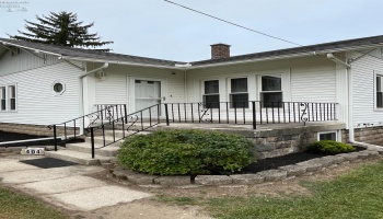 404 Maple Street, Clyde, 43410, 2 Bedroom Bedrooms, ,1 BathroomBathrooms,Residential,For Sale,Maple,20263752 404 Maple Street, Clyde, 43410, 2 Bedroom Bedrooms, ,1 BathroomBathrooms,Residential,For Sale,Maple,20263752