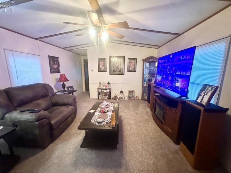 1420 Main Street, Bellevue, 44811, 2 Bedroom Bedrooms, ,2 BathroomBathrooms,Residential,For Sale,Main,20263751