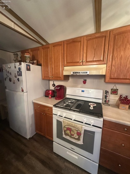 1420 Main Street, Bellevue, 44811, 2 Bedroom Bedrooms, ,2 BathroomBathrooms,Residential,For Sale,Main,20263751