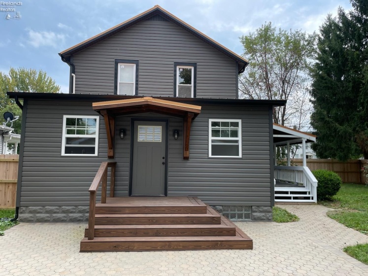 35 League Street, Norwalk, 44857, 3 Bedroom Bedrooms, ,1 BathroomBathrooms,Residential,For Sale,League,20263710