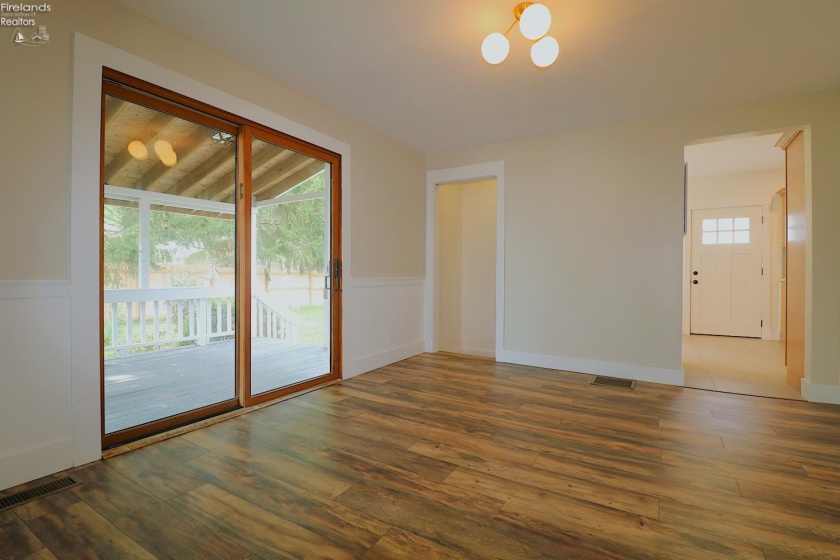 35 League Street, Norwalk, 44857, 3 Bedroom Bedrooms, ,1 BathroomBathrooms,Residential,For Sale,League,20263710